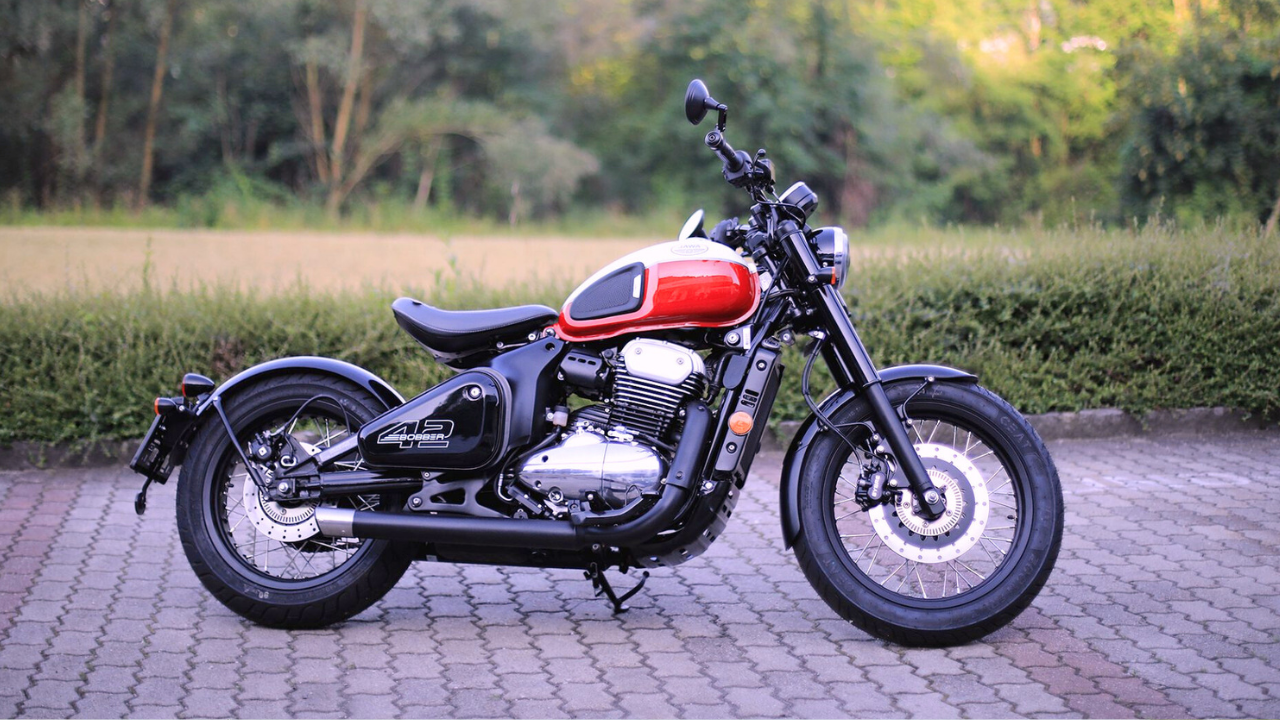 Jawa 42 Bobber